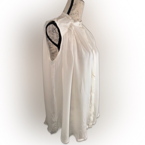 Hunter Bell Top - Picture 2 of 7